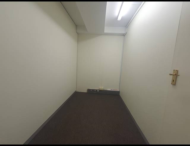 107M² OFFICE FOR SALE IN WESTVILLE